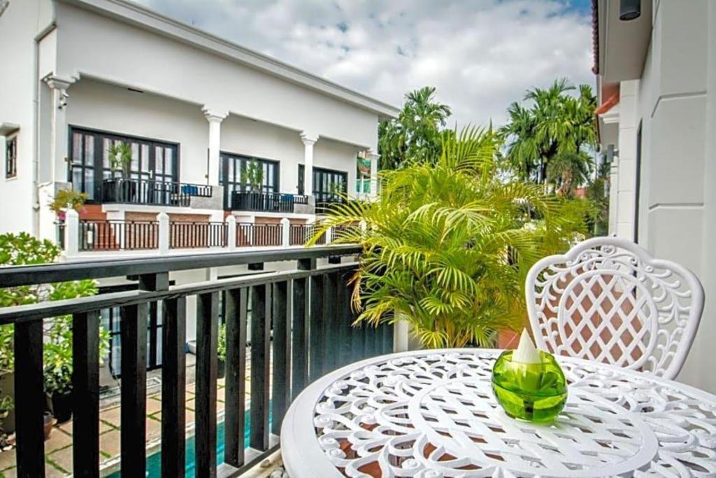 Mulberry Hotel Siem Reap Esterno foto